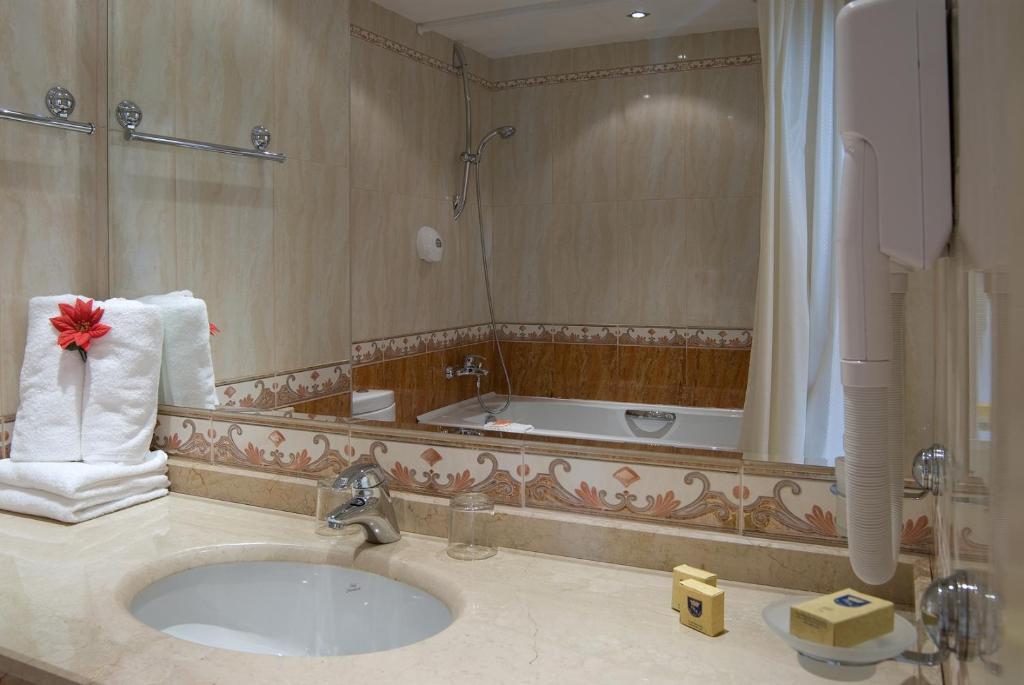 Duni Marina Complex 5*